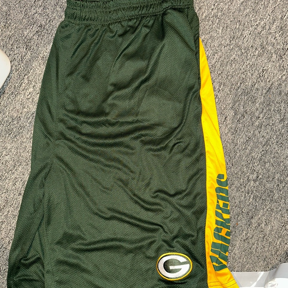 NWOT : Mens Green Bay Packer Basketball Shorts 4x